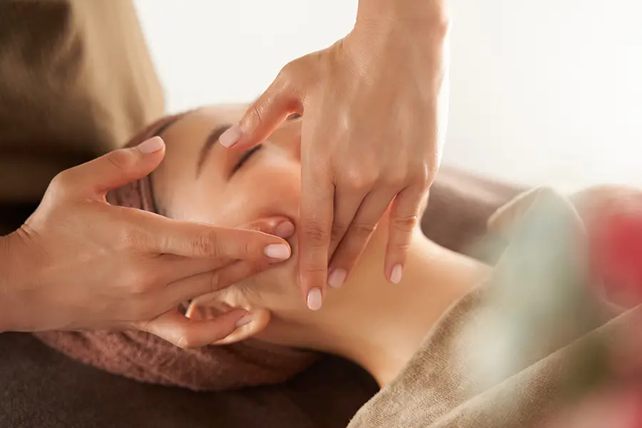 How Facial Massage Promotes Relaxation and Mental Calm in Chamblee, GA